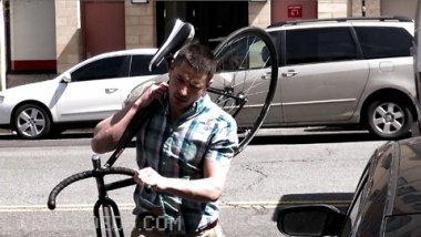 Eric is back for fun with sexy Sean Parker 0